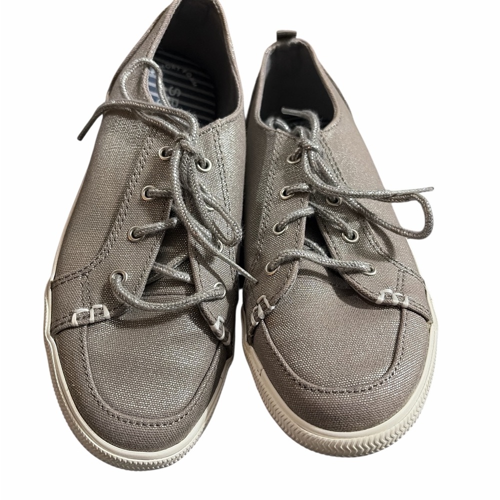 Sperry Kids Sneakers in Shimmering Gray